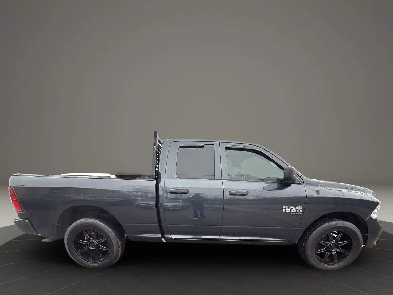 Used 2019 RAM 1500 Express w/ Express Value Package image 4