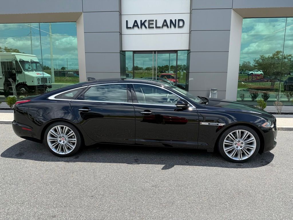 Used 2016 Jaguar XJ L Supercharged image 4