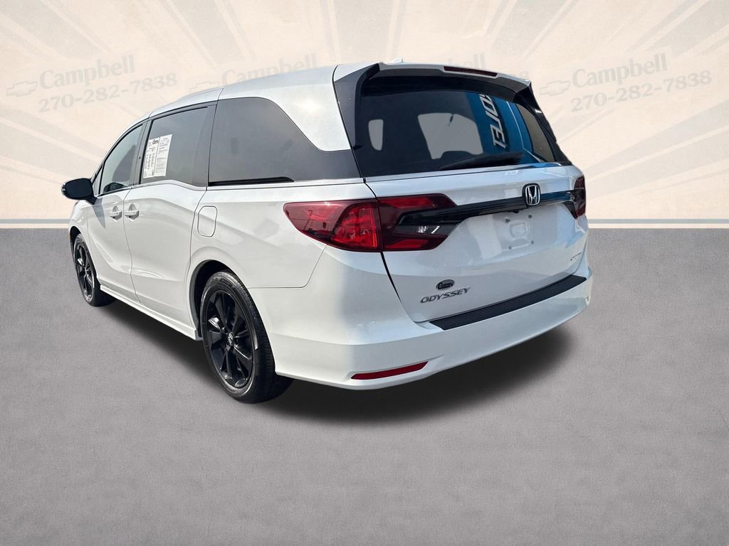Used 2024 Honda Odyssey Sport image 3