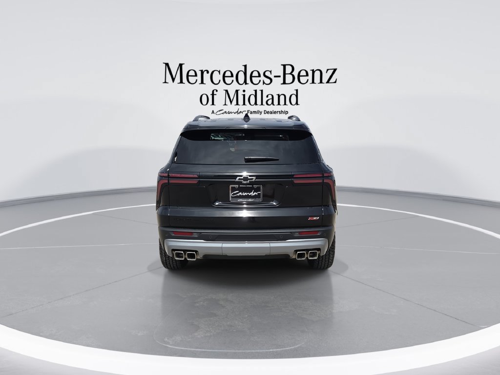 Used 2026 Chevrolet Traverse Z71 AWD/4WD image 7
