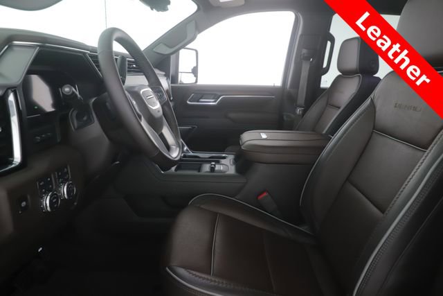 Used 2026 GMC Sierra 3500 Denali w/ Denali Reserve Package AWD/4WD image 15