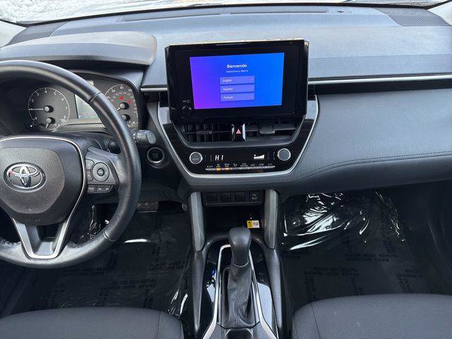 Certified 2023 Toyota Corolla Cross LE image 18