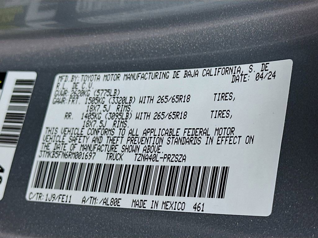Used 2024 Toyota Tacoma TRD Sport image 31