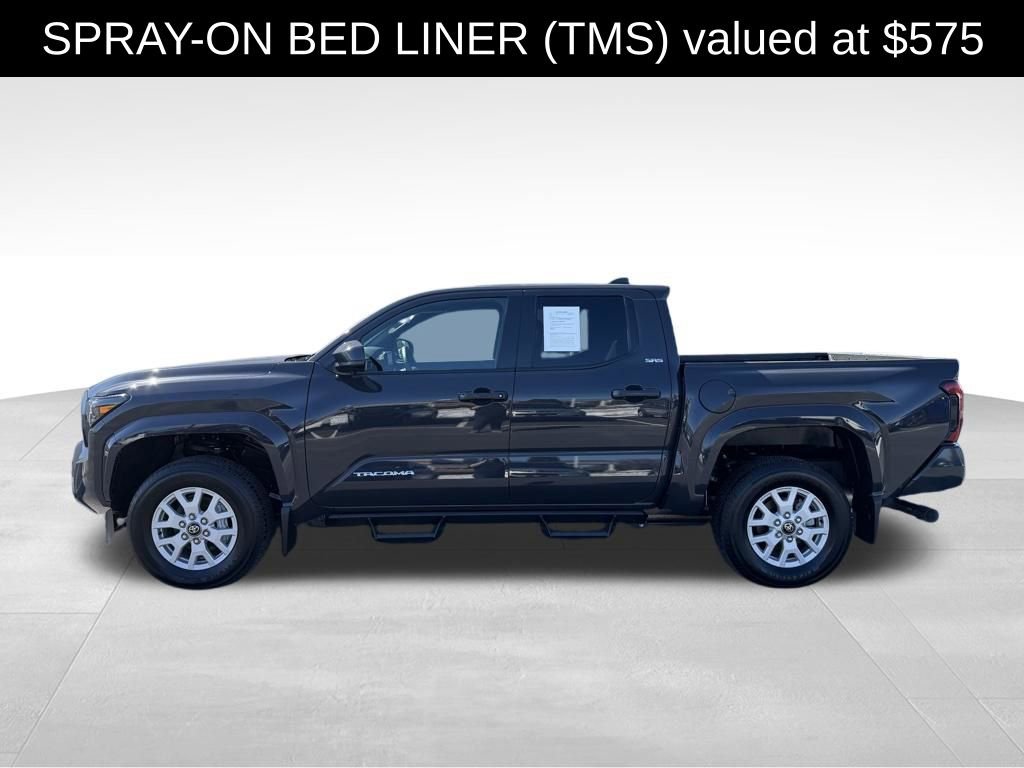 Used 2025 Toyota Tacoma SR5 image 4