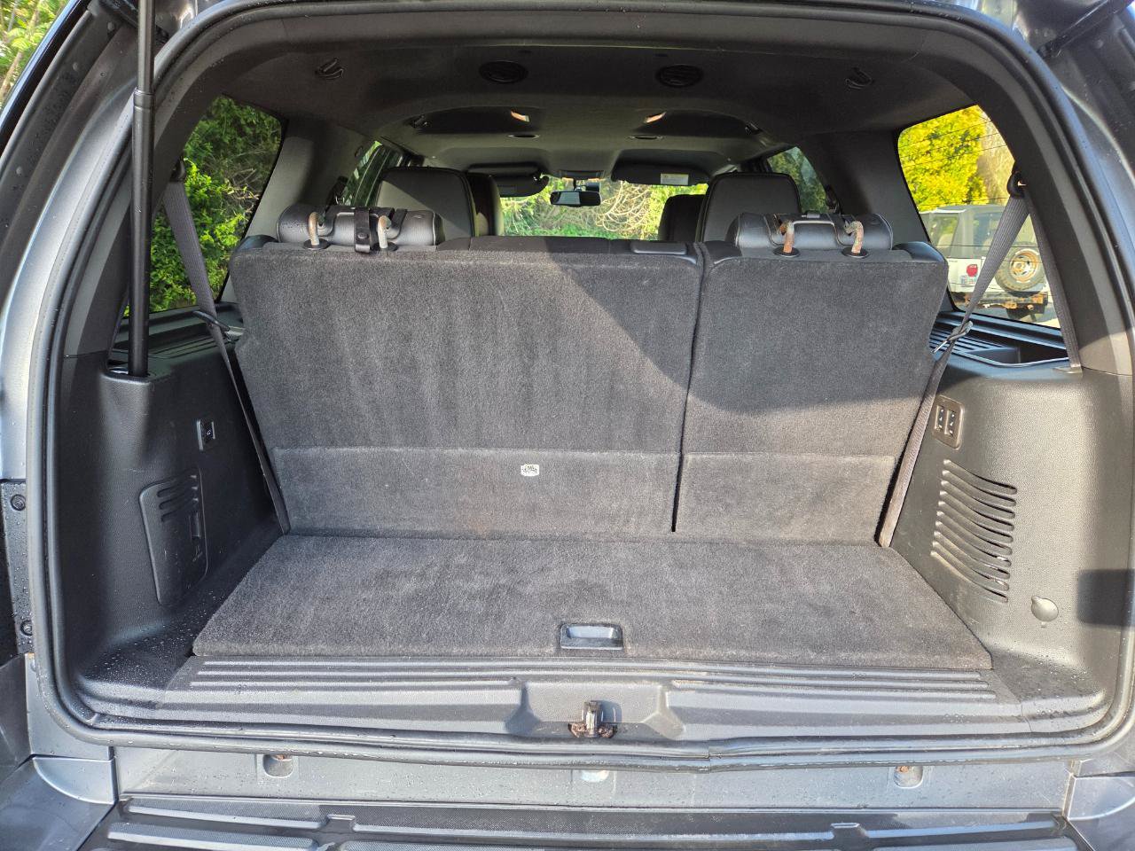 Used 2014 Ford Expedition Limited AWD/4WD image 9