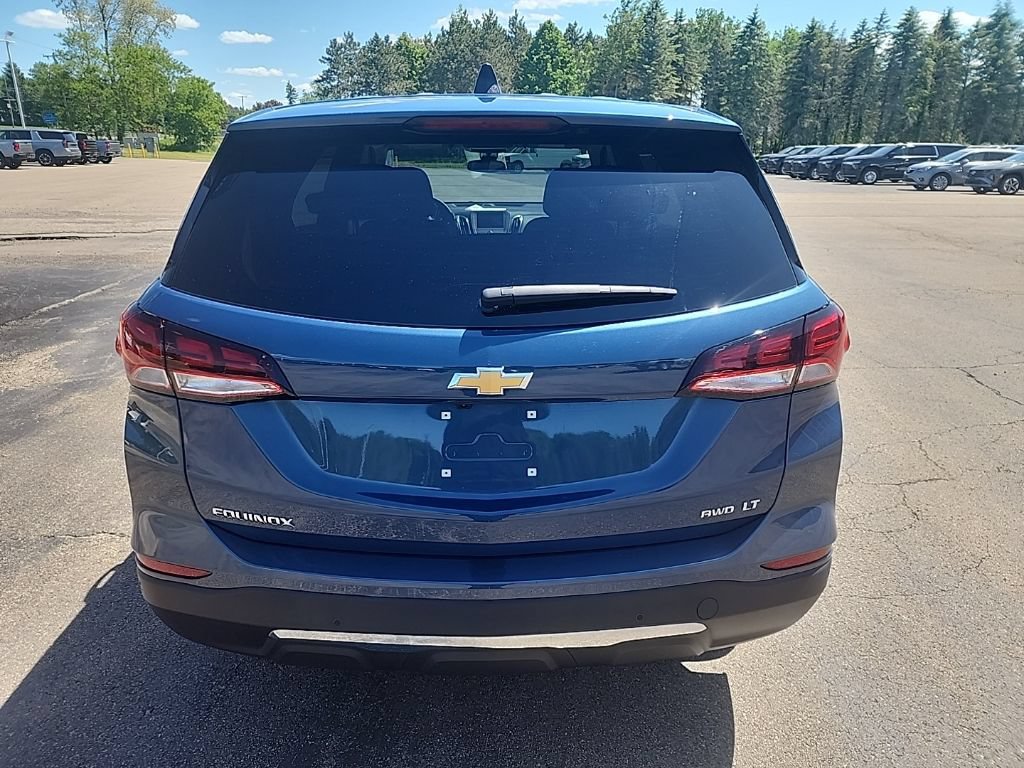 Used 2024 Chevrolet Equinox LT AWD/4WD image 6