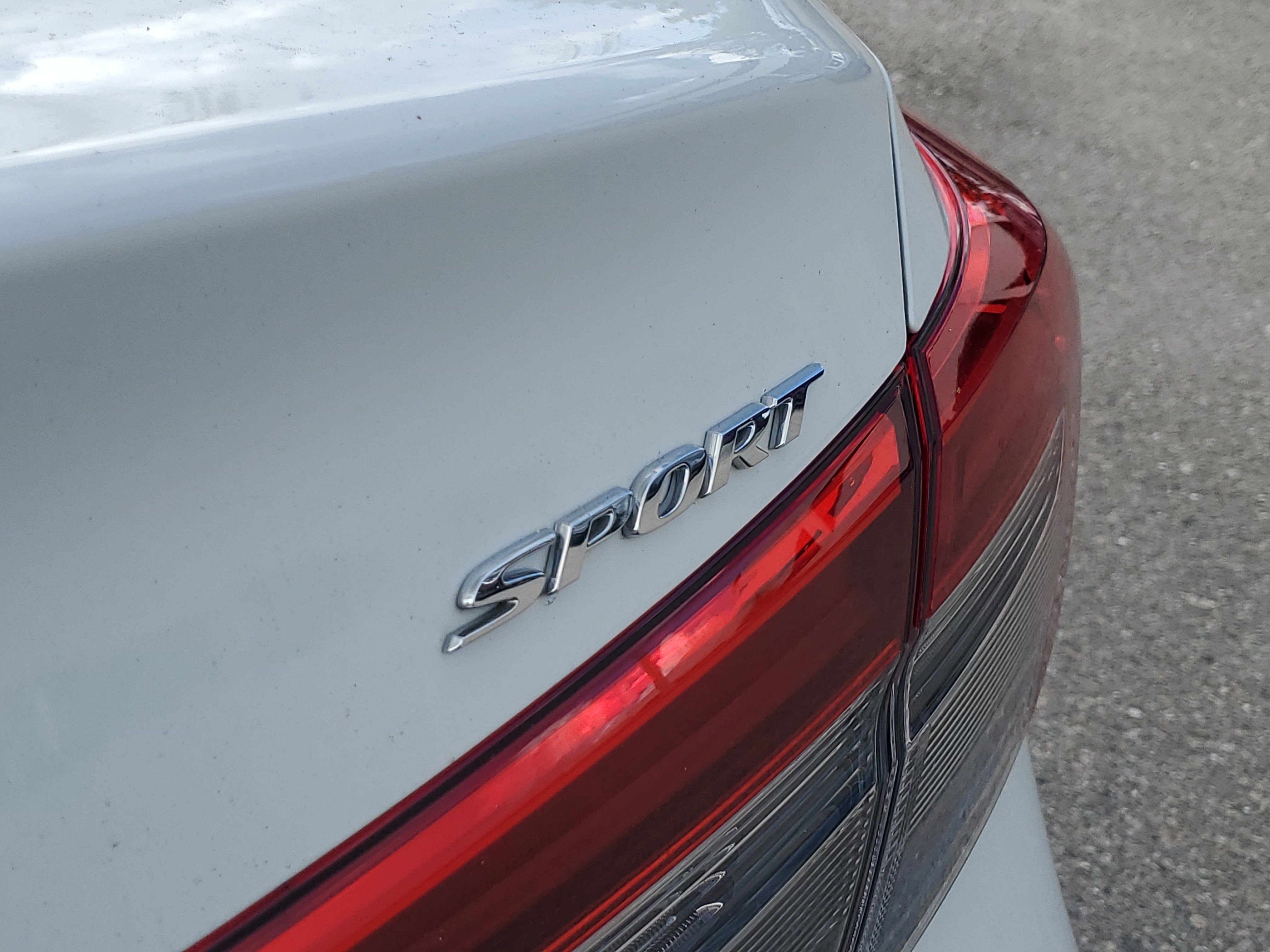 Used 2024 Honda Civic Sport image 13