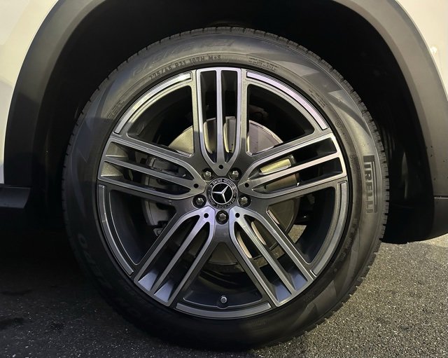 New 2026 Mercedes-Benz GLS 450 4MATIC image 11