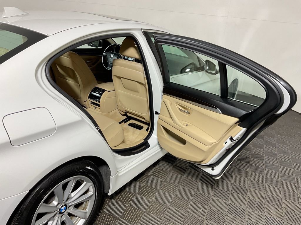 Used 2014 BMW 528i xDrive Sedan image 34