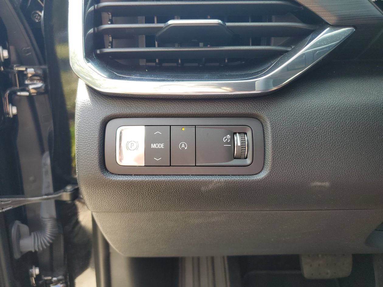 New 2026 GMC Acadia Elevation w/ Elevation Premium Package FWD image 29