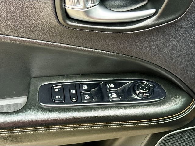 Used 2018 Jeep Compass Latitude image 18