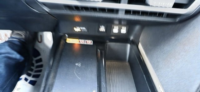 Used 2025 Toyota Camry LE image 22