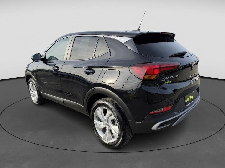 Used 2024 Buick Encore GX Preferred w/ Comfort Package image 4