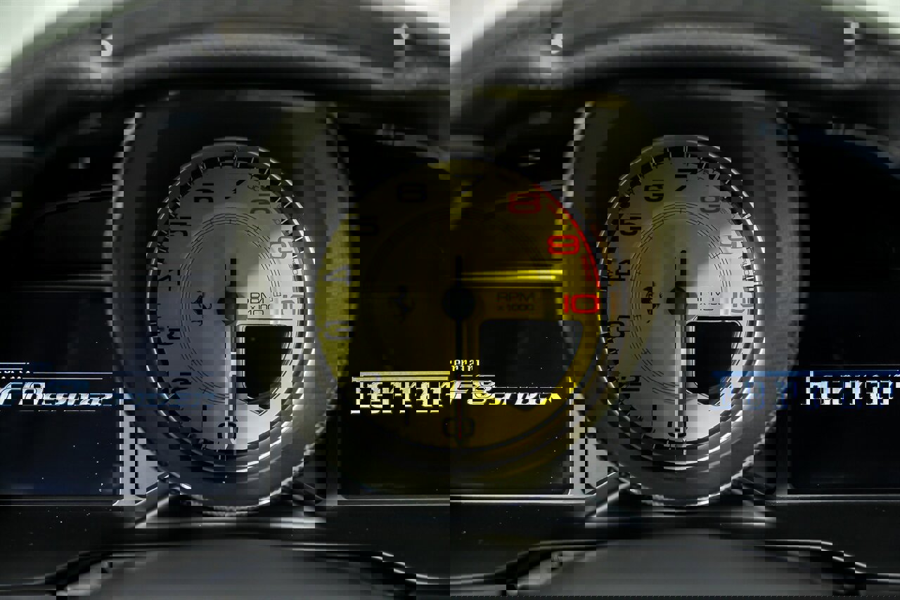 Used 2021 Ferrari F8 Tributo image 28