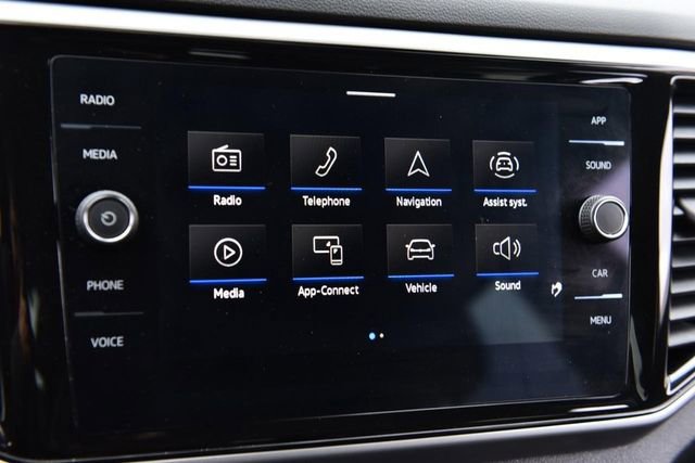 Certified 2023 Volkswagen Atlas Cross Sport SE w/ Panoramic Sunroof Package image 14