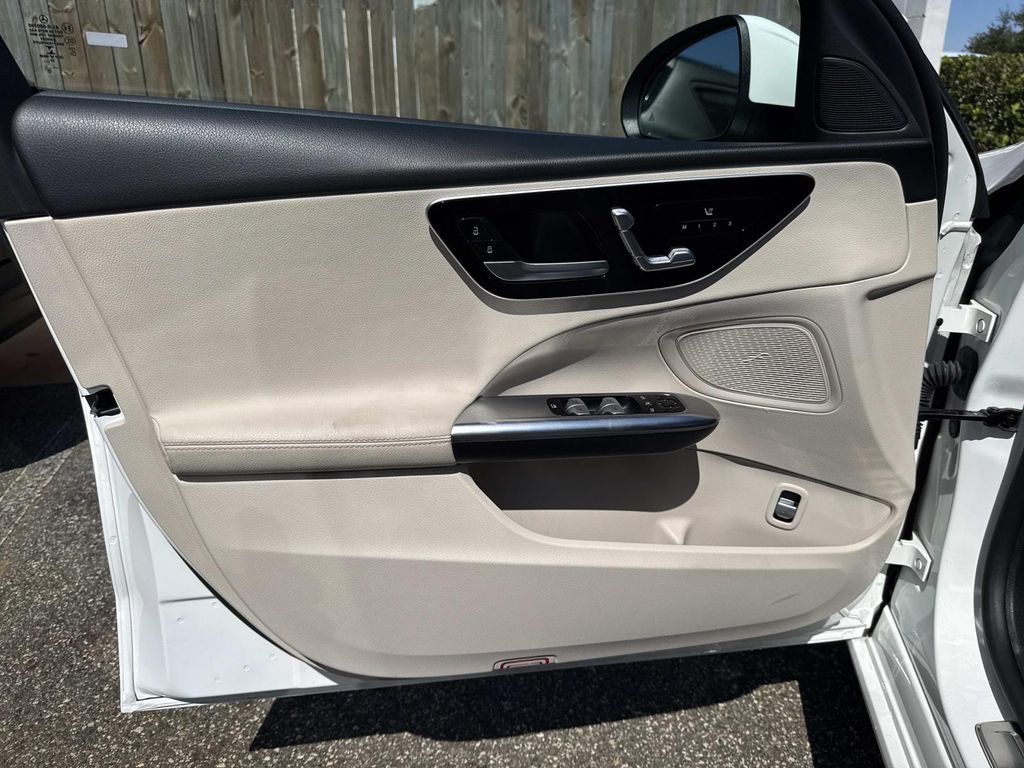 Used 2023 Mercedes-Benz C 300 Sedan image 20