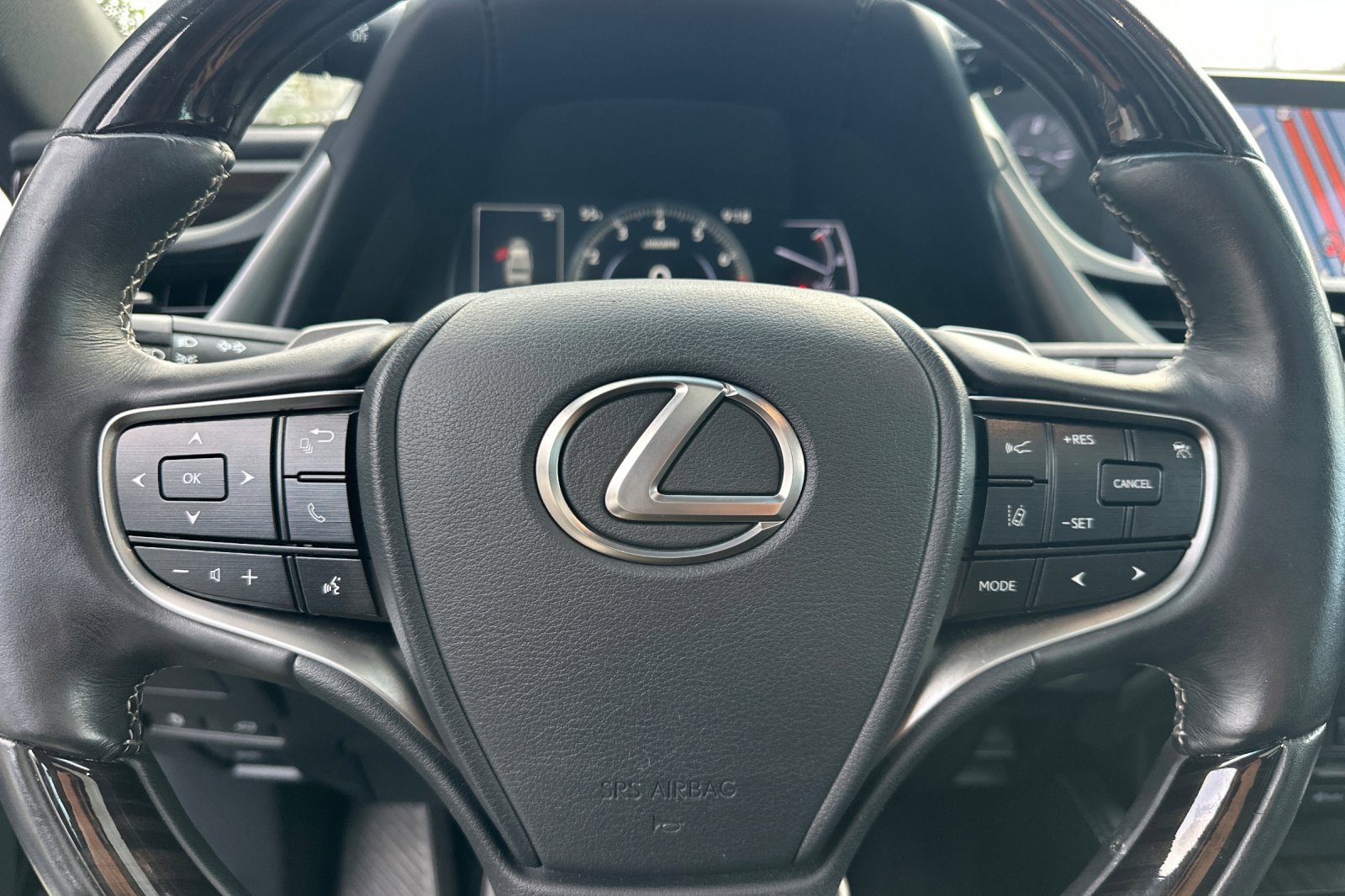 Used 2019 Lexus ES 350 image 16