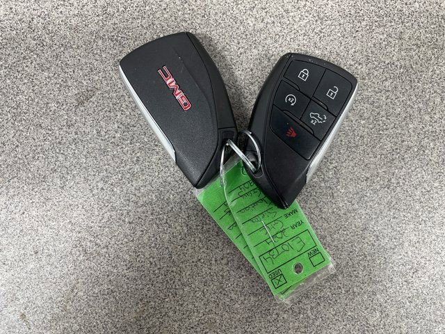 Used 2024 GMC Sierra 1500 Elevation image 25