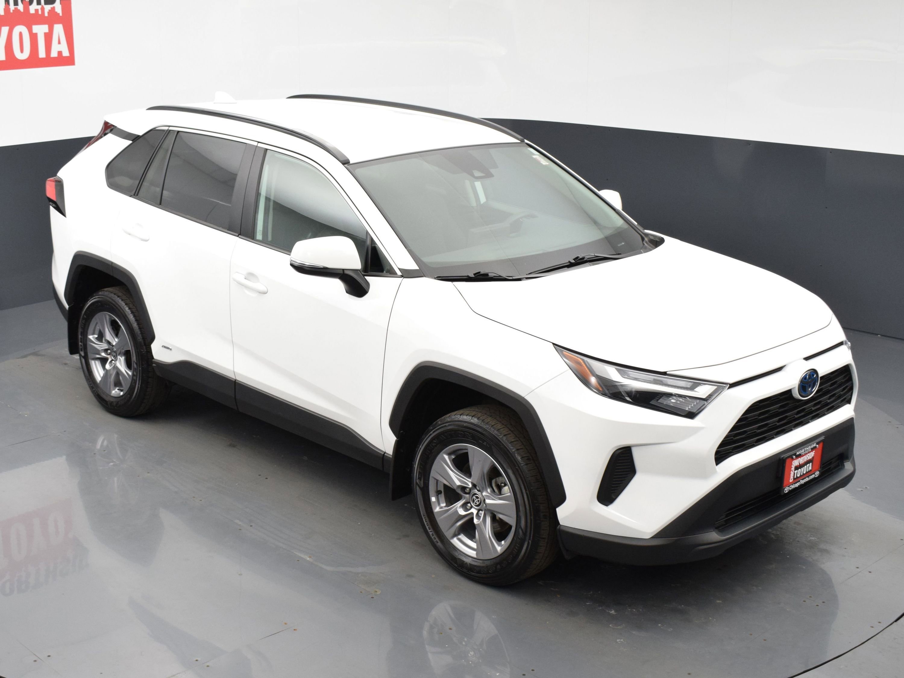 Used 2022 Toyota RAV4 XLE image 21