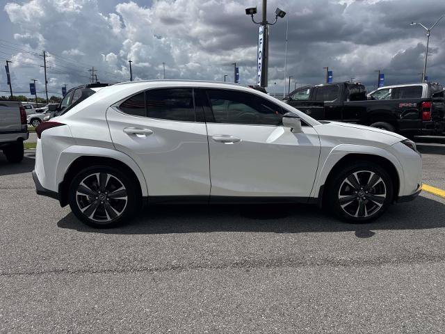 Used 2023 Lexus UX 250h FWD w/ Accessory Package (Z2) image 4