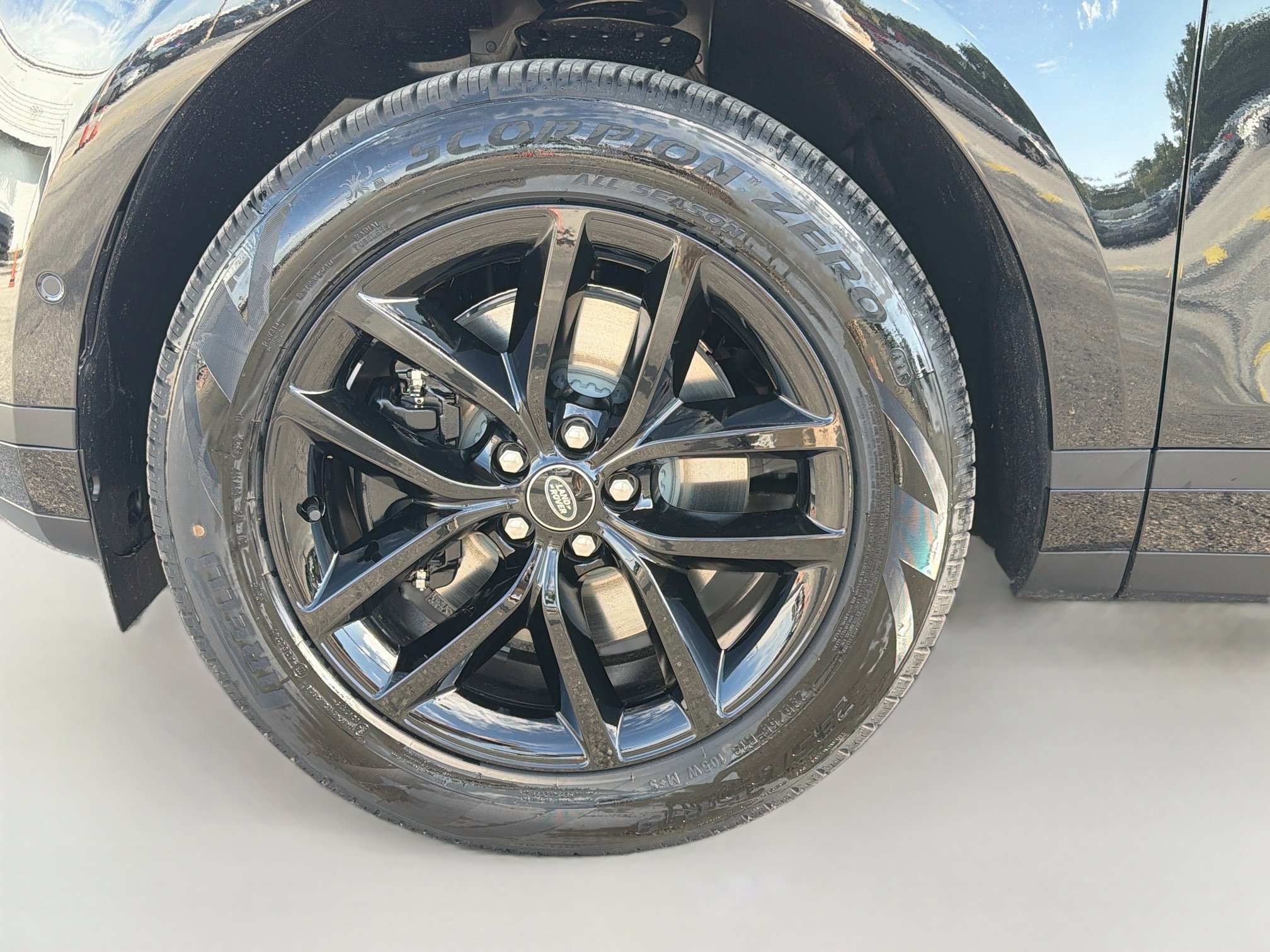 New 2026 Land Rover Range Rover Evoque S AWD/4WD image 41