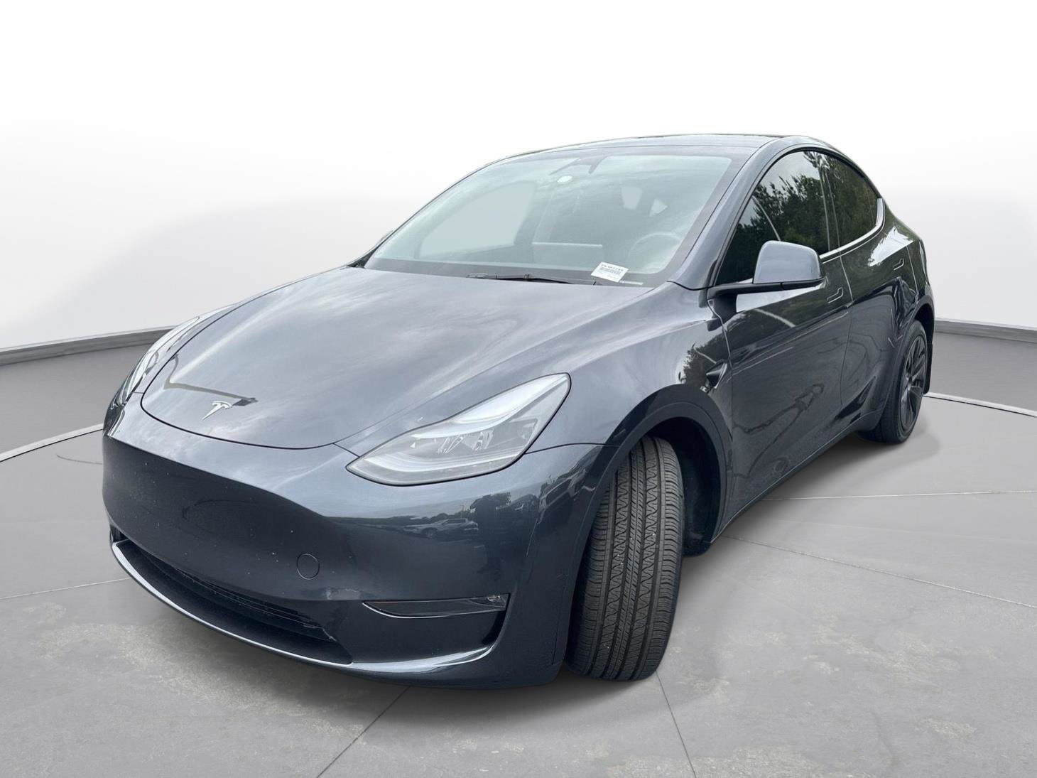 Used 2025 Tesla Model Y Long Range AWD/4WD image 2