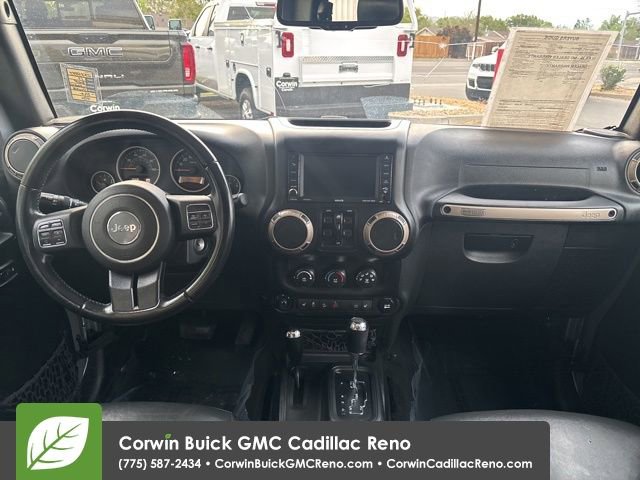 Used 2017 Jeep Wrangler Unlimited Sahara AWD/4WD image 10