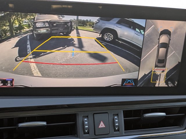 Certified 2022 Lexus ES 350 Ultra Luxury w/ Accessory Package 2 FWD image 20
