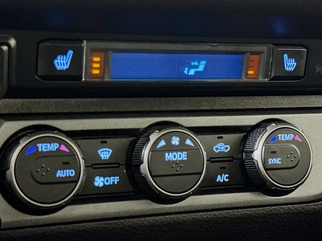 Used 2021 Toyota Tacoma TRD Sport image 21