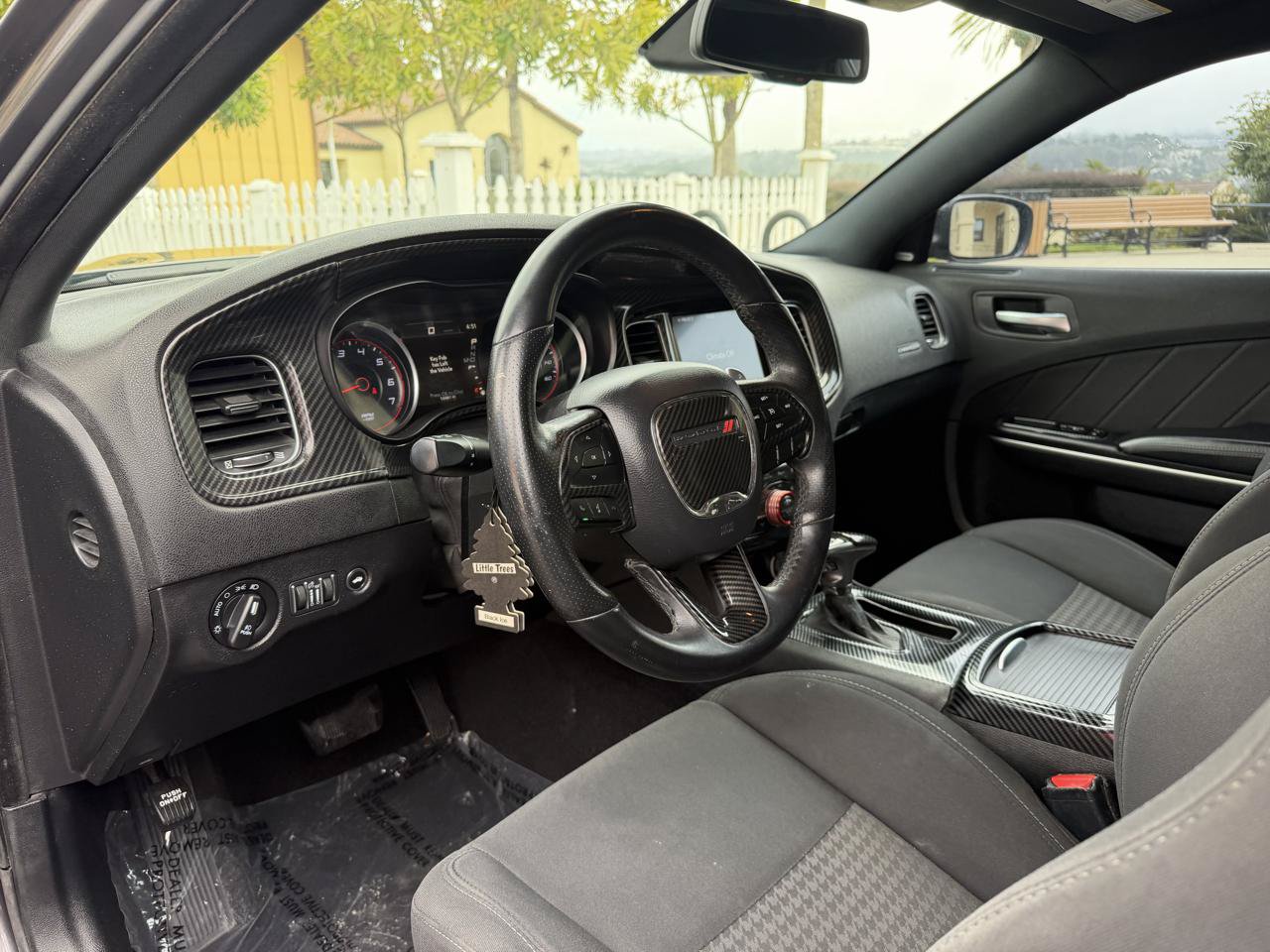 Used 2019 Dodge Charger R/T w/ Driver Confidence Group RWD image 18