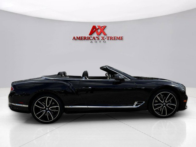 Used 2022 Bentley Continental GT image 9