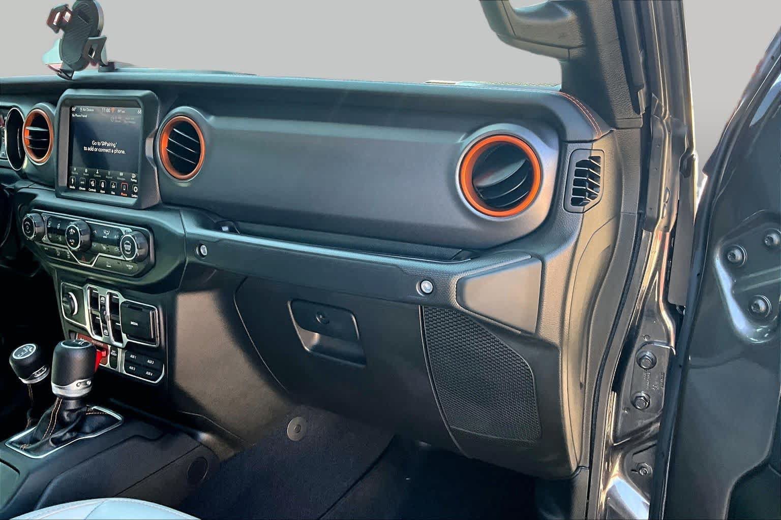 Used 2023 Jeep Gladiator Mojave w/ LED Lighting Group AWD/4WD image 19