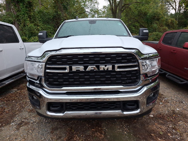 Used 2024 RAM 2500 Big Horn AWD/4WD image 2