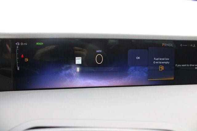New 2026 Lincoln Nautilus Reserve AWD/4WD image 12