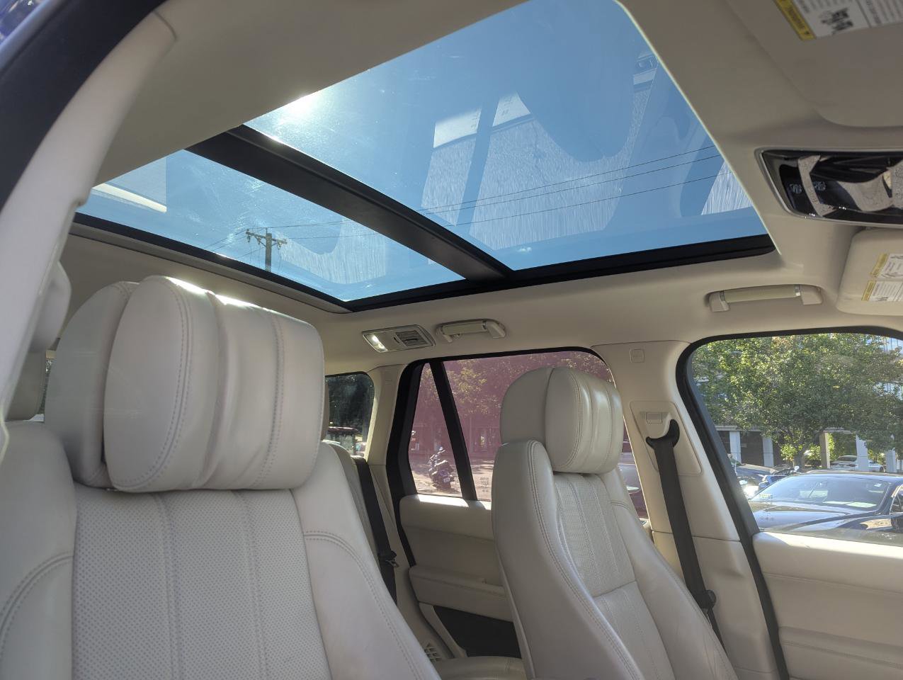 Used 2016 Land Rover Range Rover Supercharged image 43