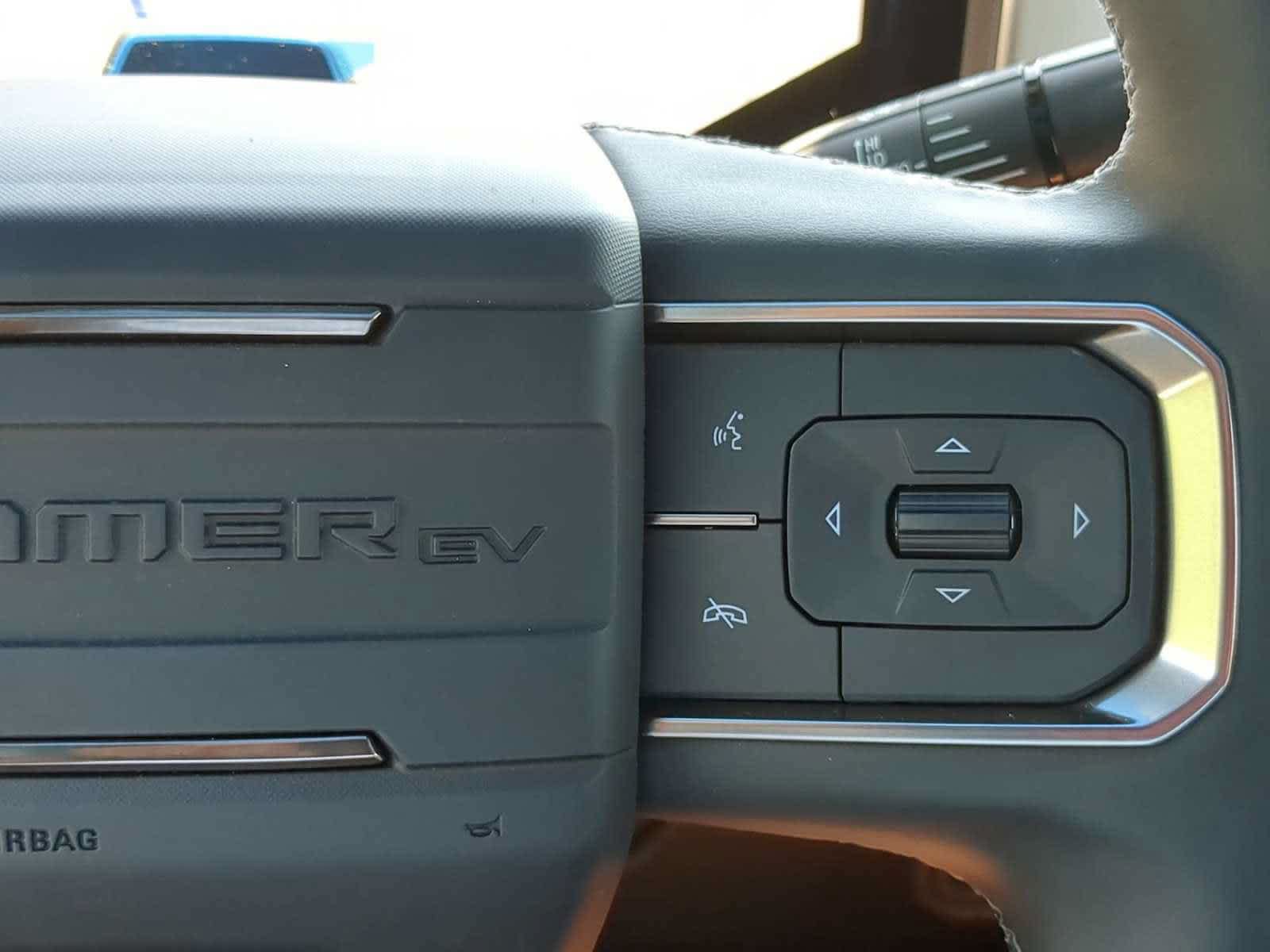 Used 2024 GMC Hummer EV 3X w/ Omega Edition AWD/4WD image 15
