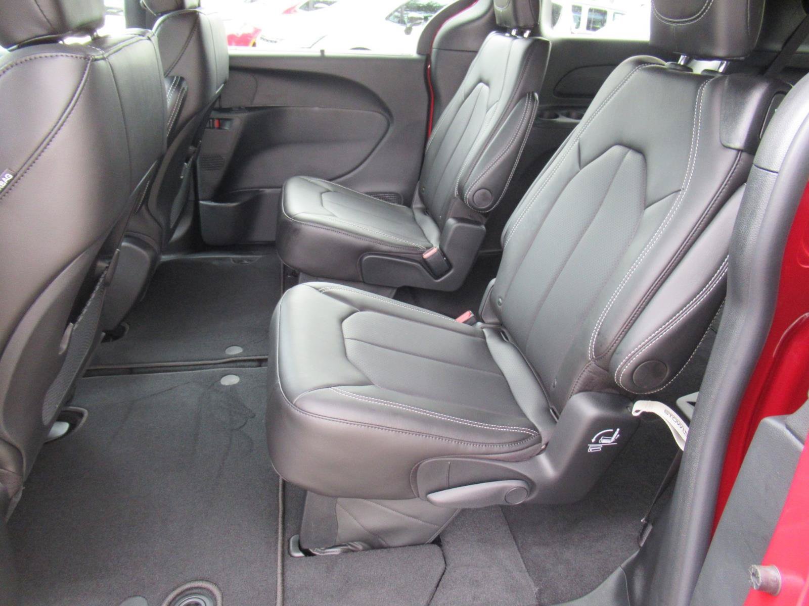 New 2027 Chrysler Pacifica LX FWD image 27
