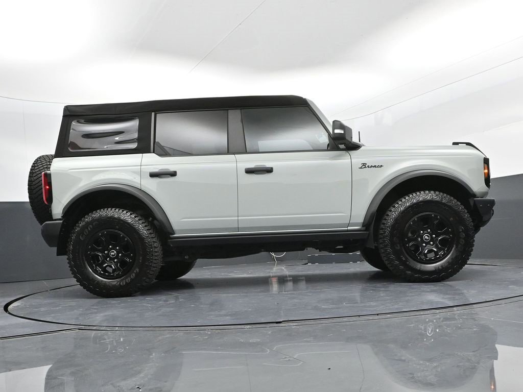 Used 2023 Ford Bronco Wildtrak image 36