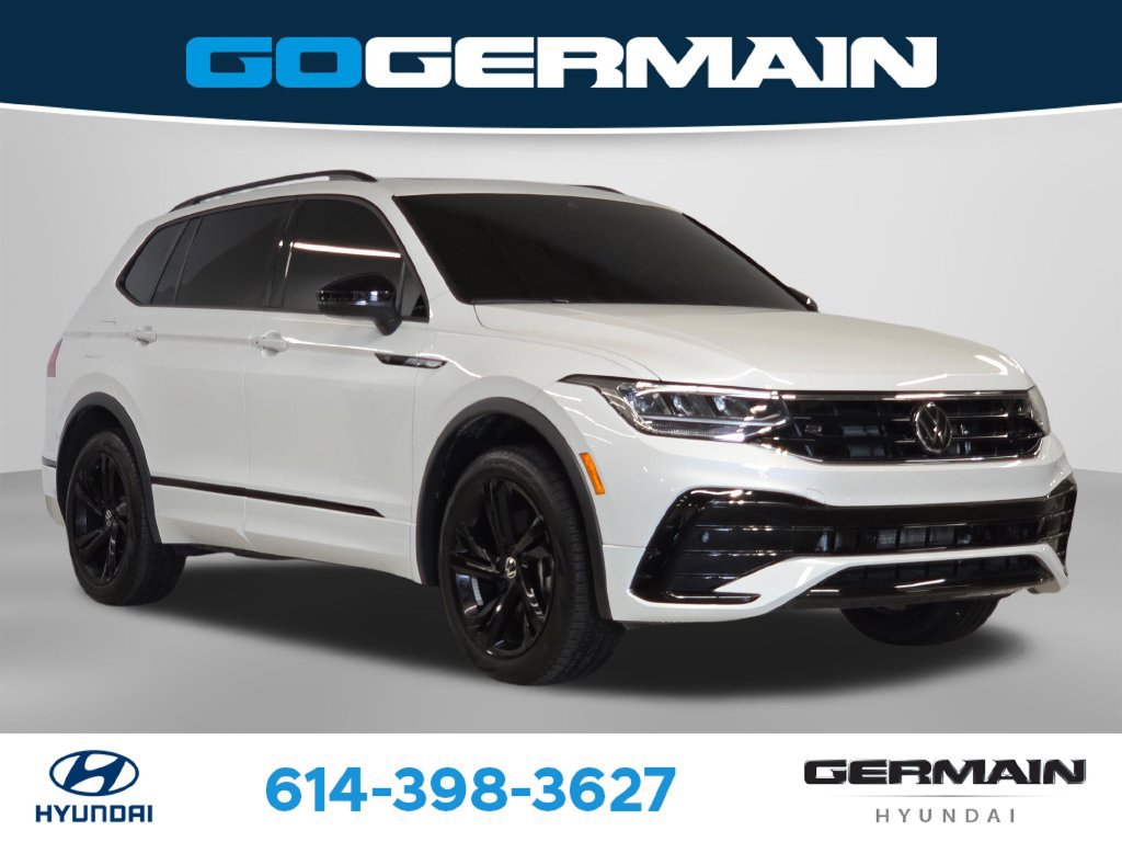 Used 2024 Volkswagen Tiguan SE R-Line AWD/4WD image 4