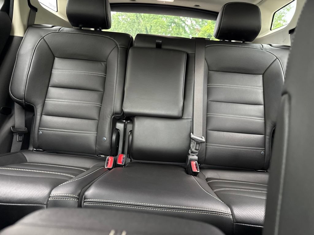 Used 2022 GMC Terrain Denali w/ Denali Premium Package AWD/4WD image 23