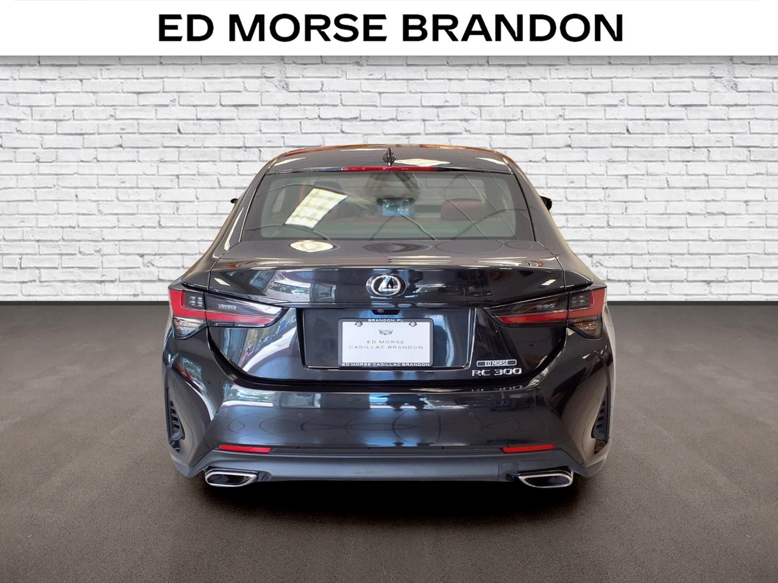 Used 2023 Lexus RC 300 RWD image 4