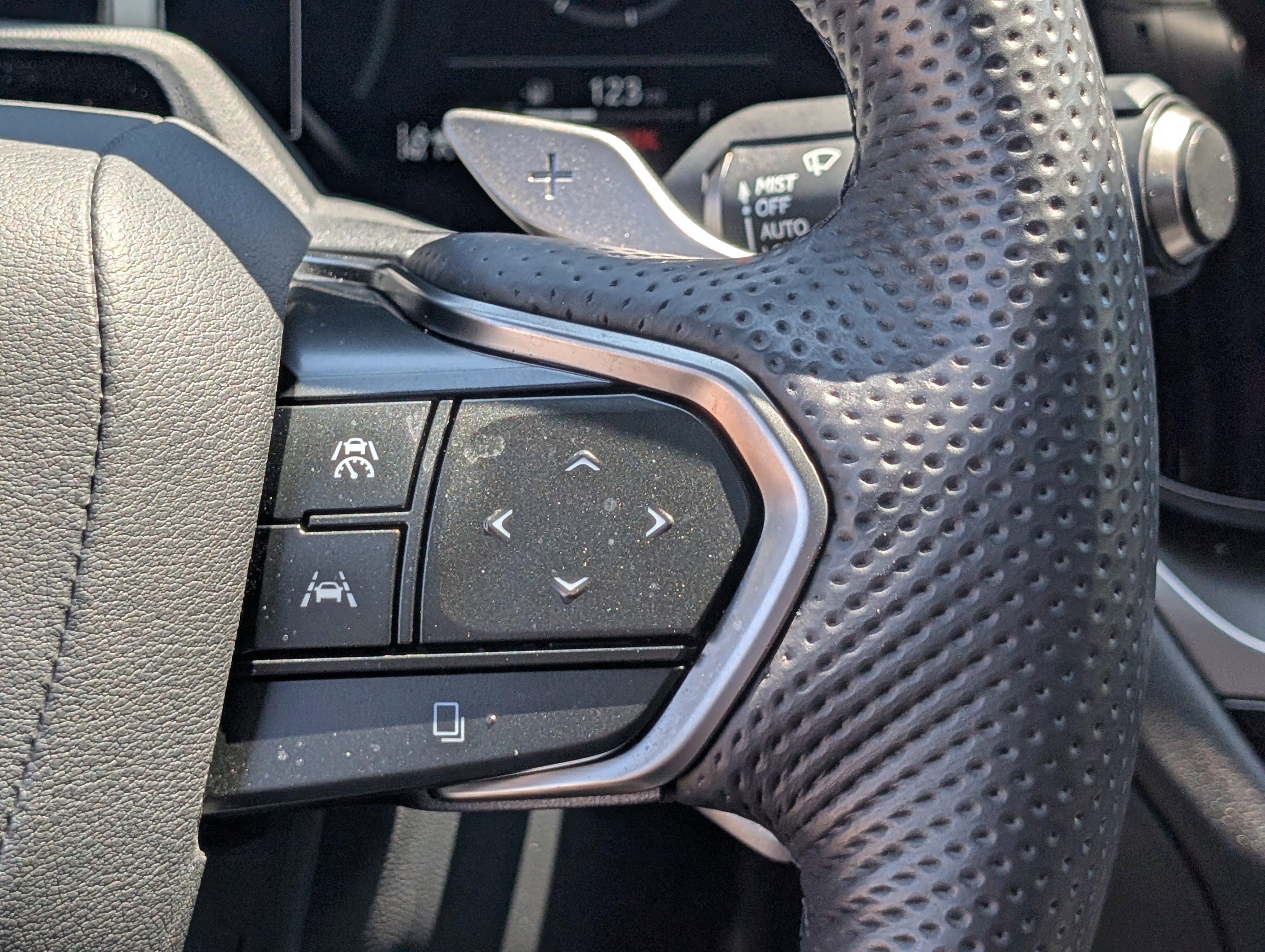 Certified 2025 Lexus TX 500h AWD w/ Technology Package image 28