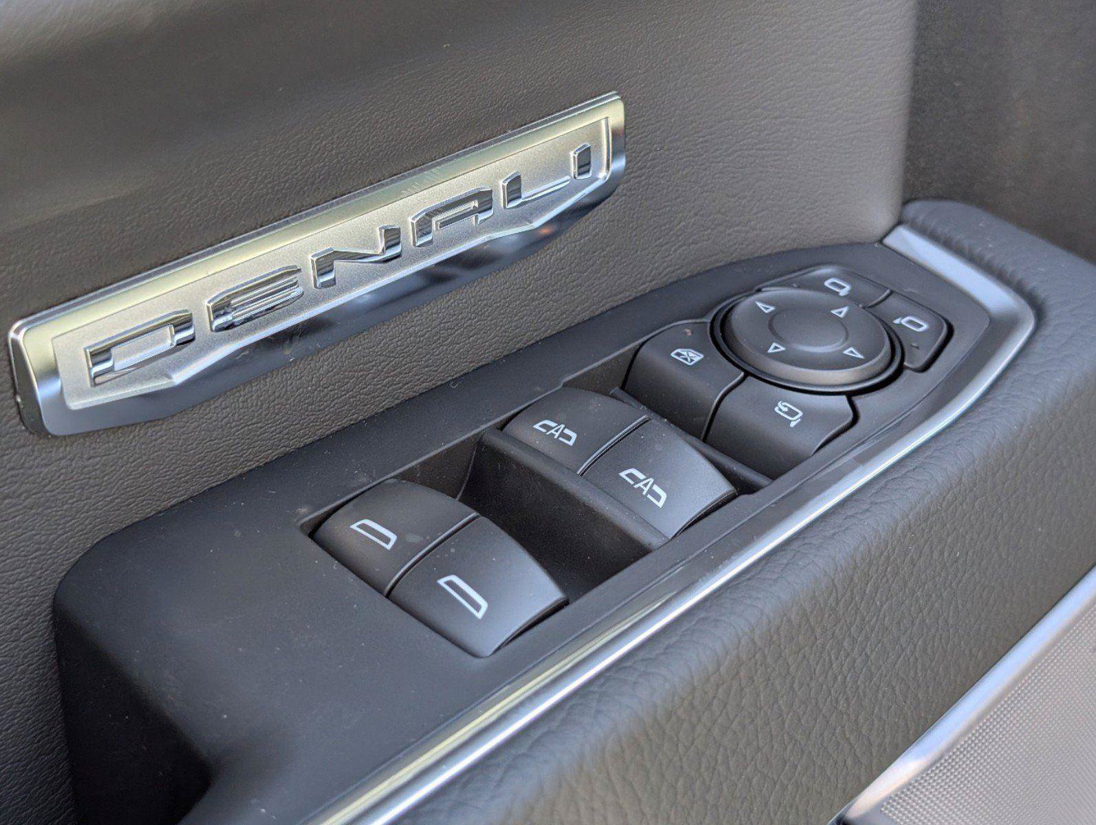 New 2026 GMC Sierra 1500 Denali AWD/4WD image 18