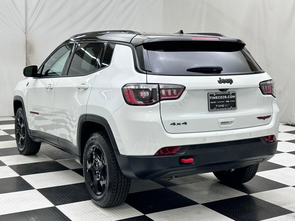 Used 2023 Jeep Compass Trailhawk image 6