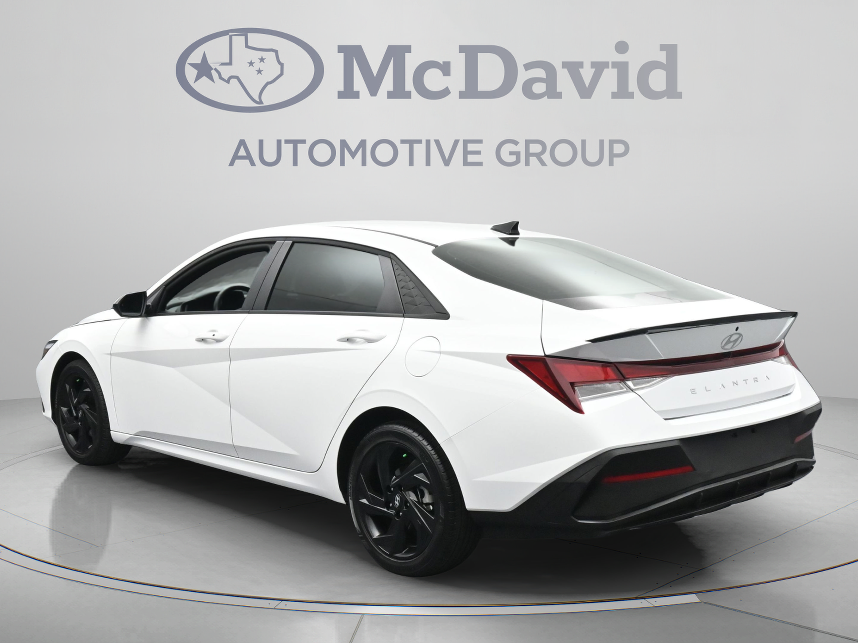 Used 2026 Hyundai Elantra Sport FWD image 6