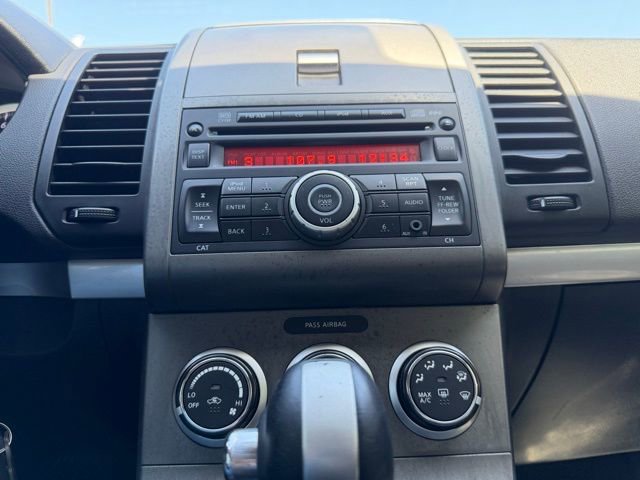 Used 2010 Nissan Sentra 2.0 S FWD image 17