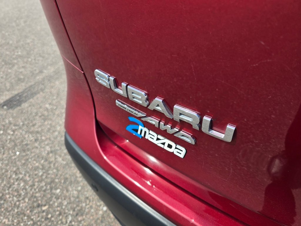 Used 2025 Subaru Ascent Premium image 10