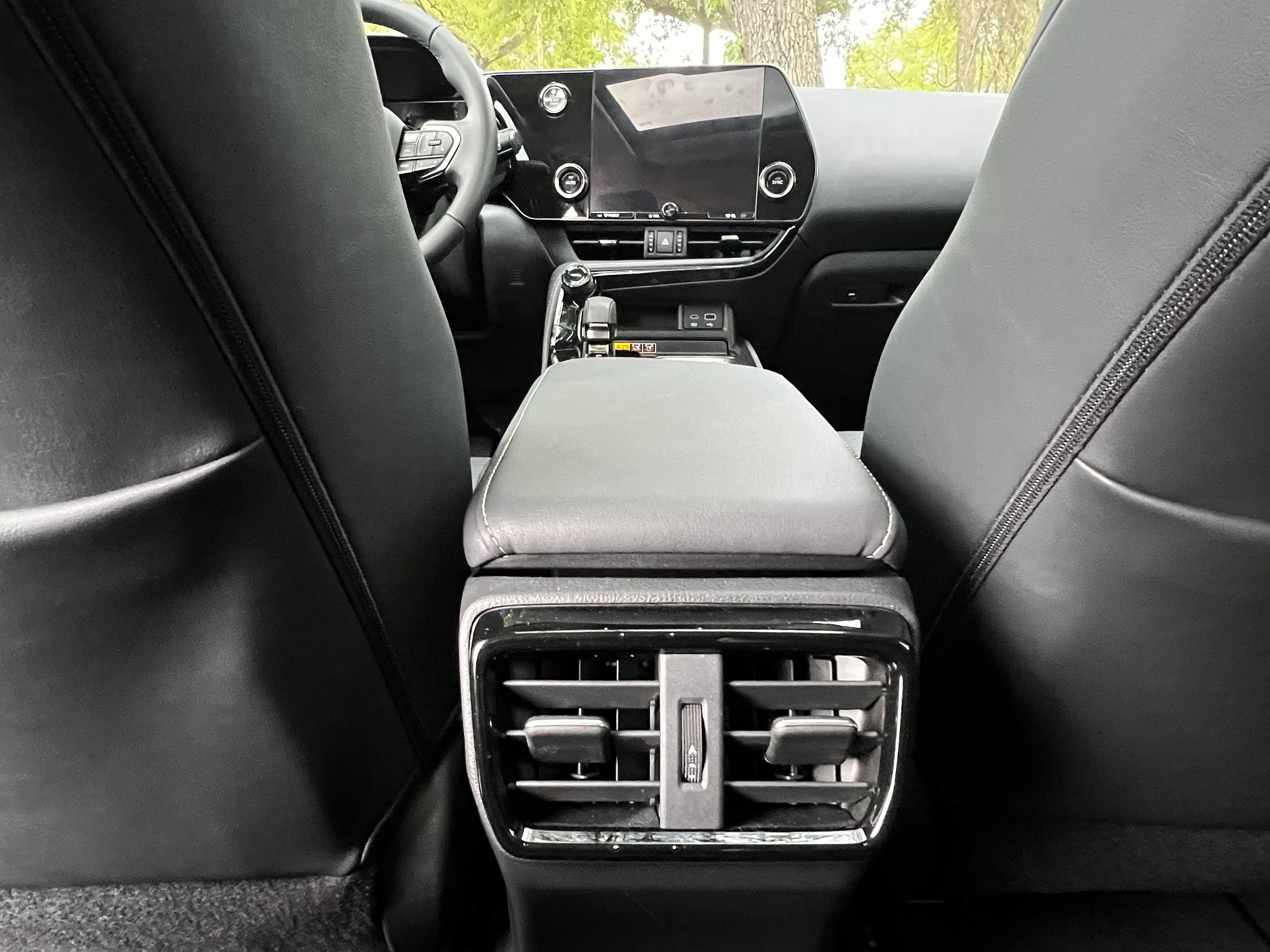 Used 2025 Lexus NX 250 FWD w/ Accessory Package (2T) image 36