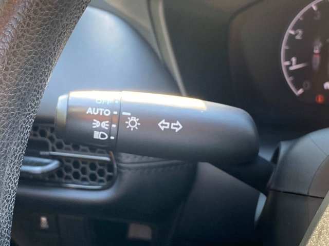 Used 2024 Honda HR-V LX image 18