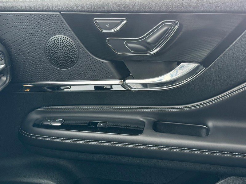 New 2026 Lincoln Corsair Reserve image 16